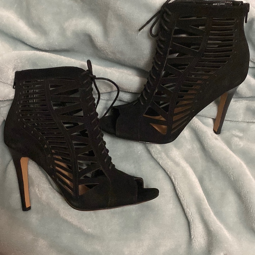 Crown Vintage Open toe Stiletto Booties size 8